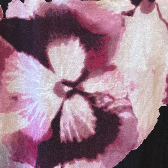 INC International Concepts T- Shirt - Picture 3 of 5